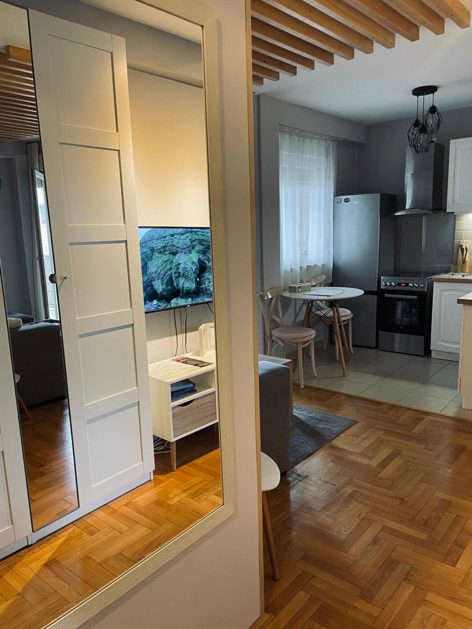 Apartment Cerska Mrb Beograd Eksteriør billede