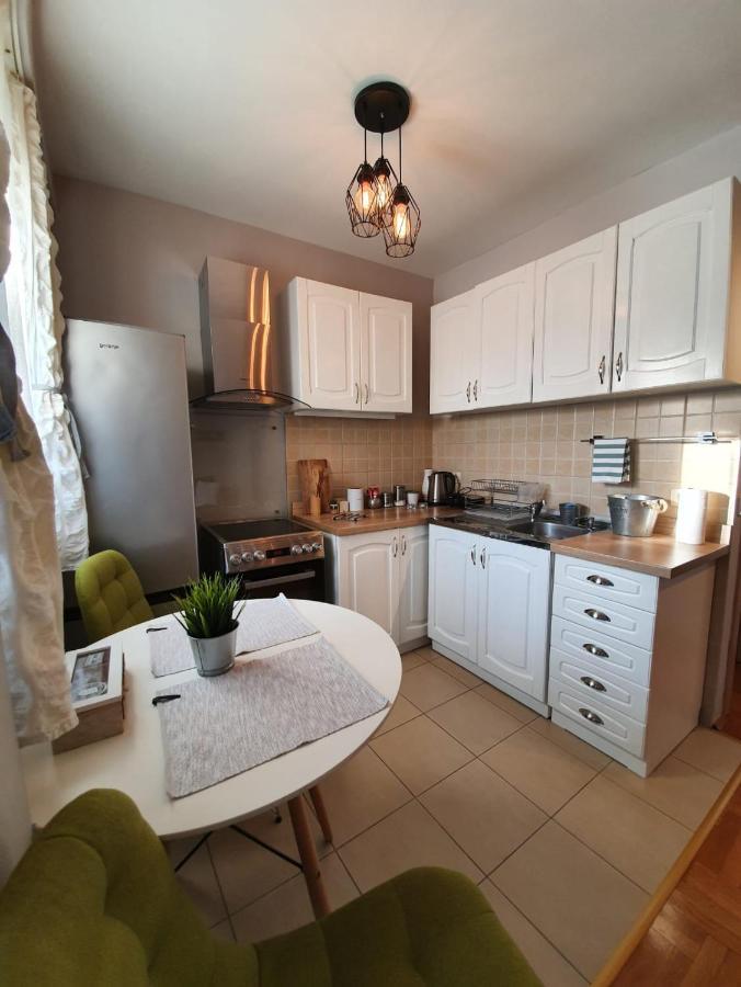 Apartment Cerska Mrb Beograd Eksteriør billede